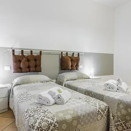 Apartman Anna With Terrace For 6 Guests