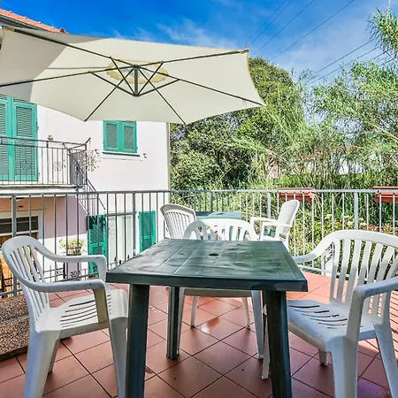 Apartman Anna With Terrace For 6 Guests La Spezia
