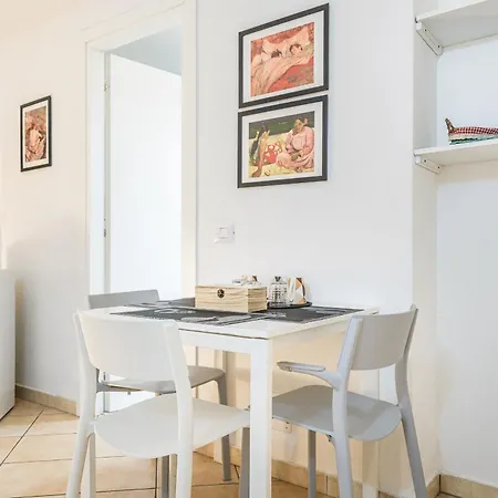 Anna With Terrace For 6 Guests Appartement